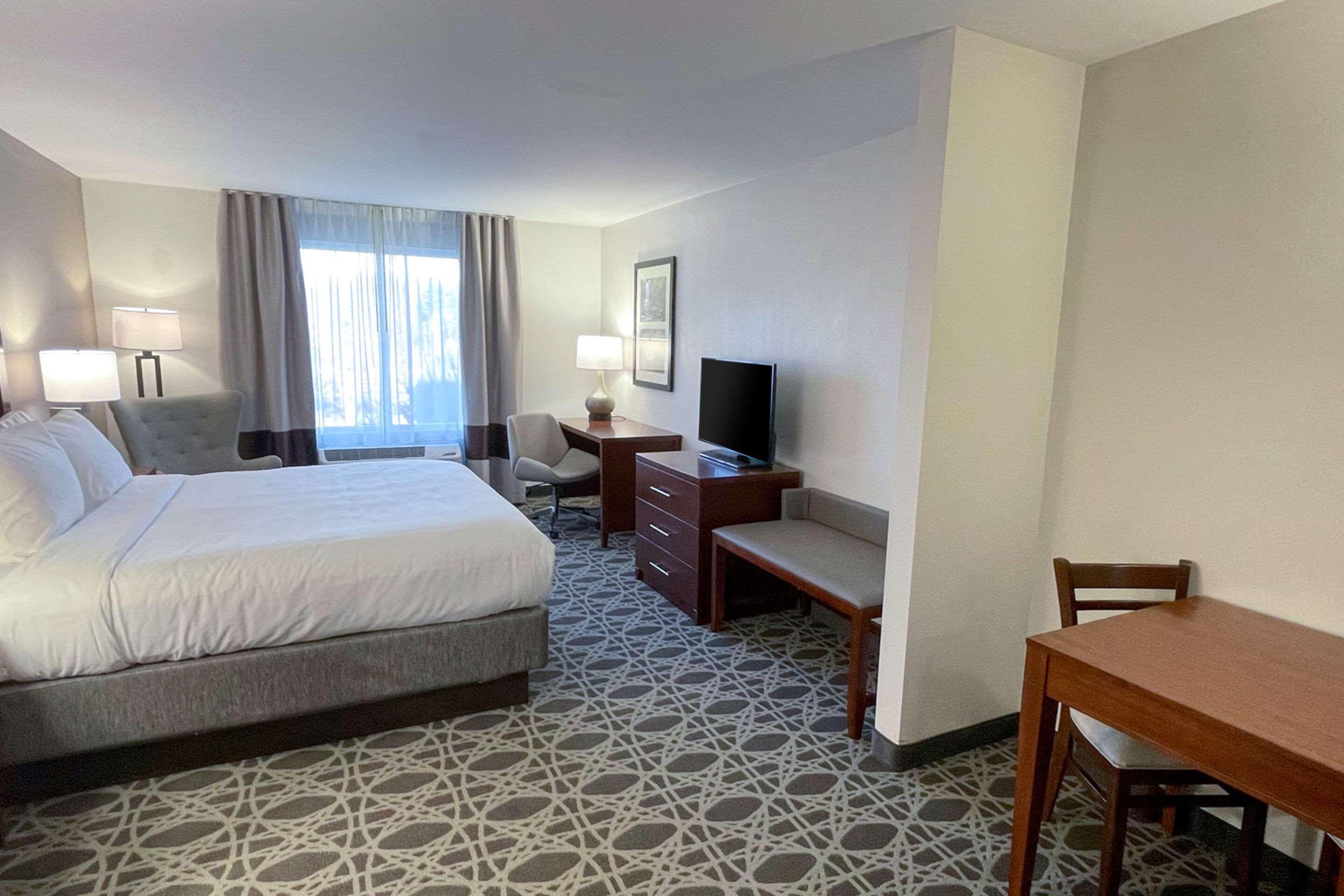 ברוורד Comfort Inn & Suites מראה חיצוני תמונה