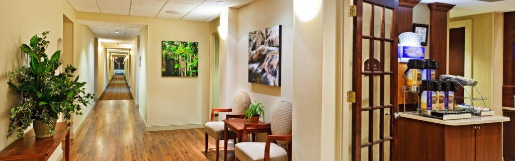 ברוורד Comfort Inn & Suites מראה חיצוני תמונה