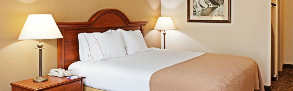 ברוורד Comfort Inn & Suites מראה חיצוני תמונה