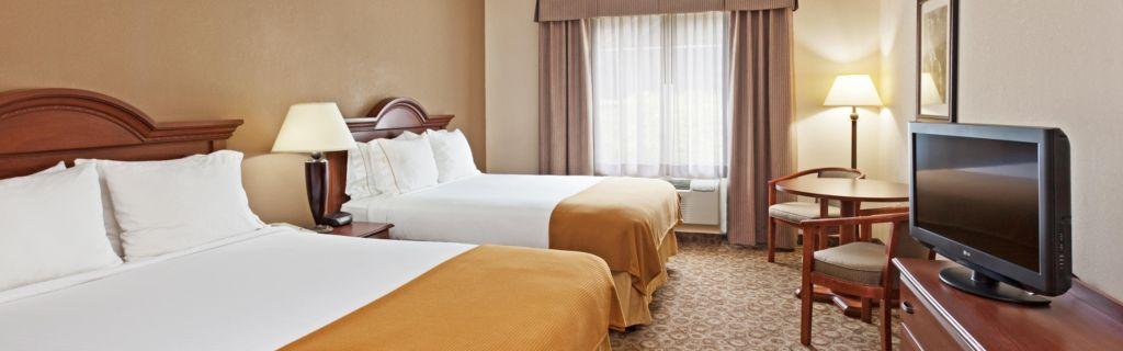 ברוורד Comfort Inn & Suites מראה חיצוני תמונה