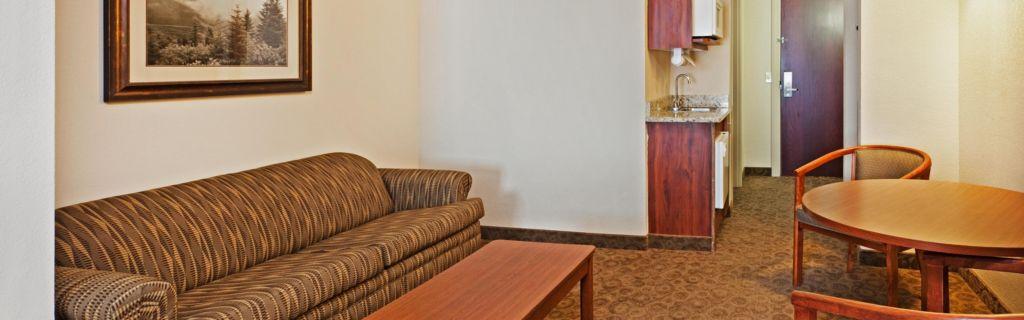 ברוורד Comfort Inn & Suites מראה חיצוני תמונה